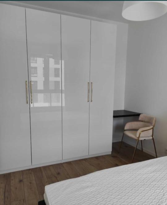 Airport Apartment ワルシャワ エクステリア 写真